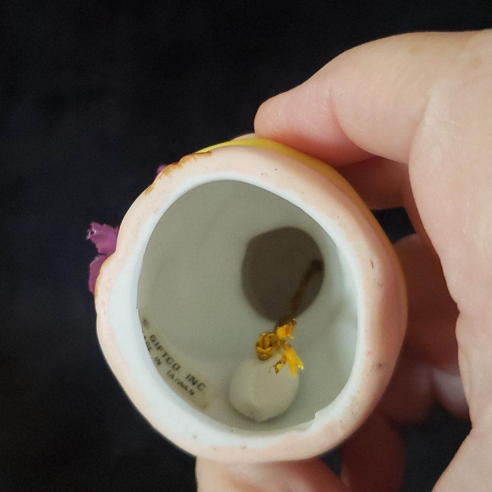 Vintage Miniature Ceramic Pig Bell - Picture 7 of 7